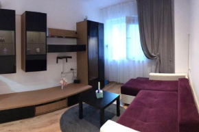 Celiza42 room to rent